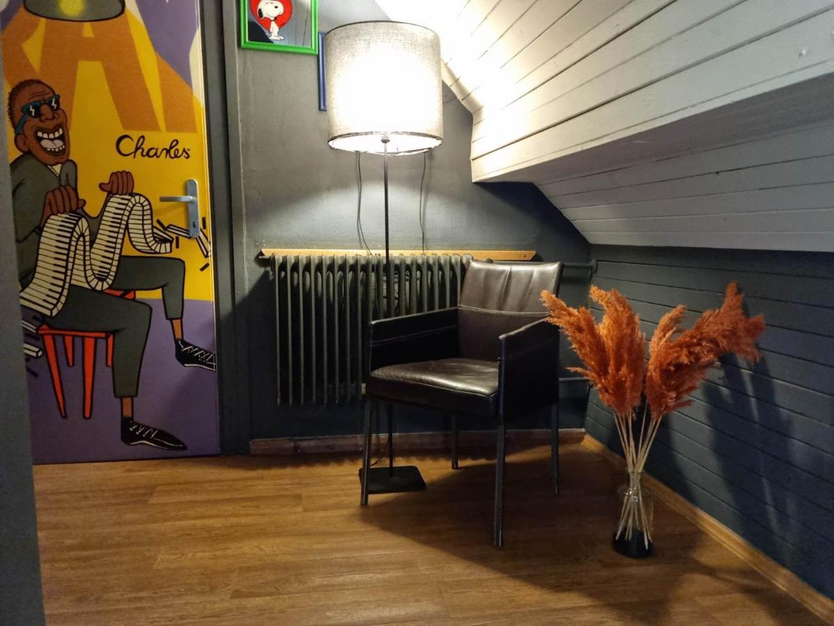 Sax Pub Hostel Любляна Екстер'єр фото