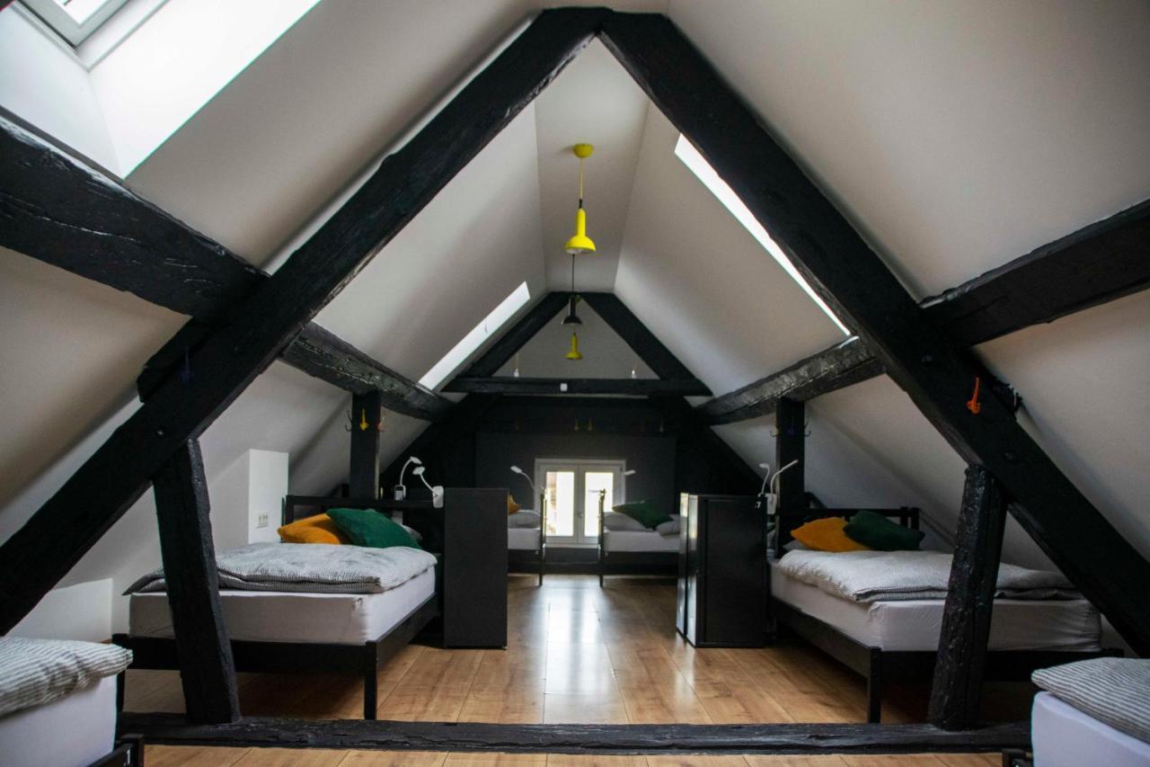 Sax Pub Hostel Любляна Екстер'єр фото